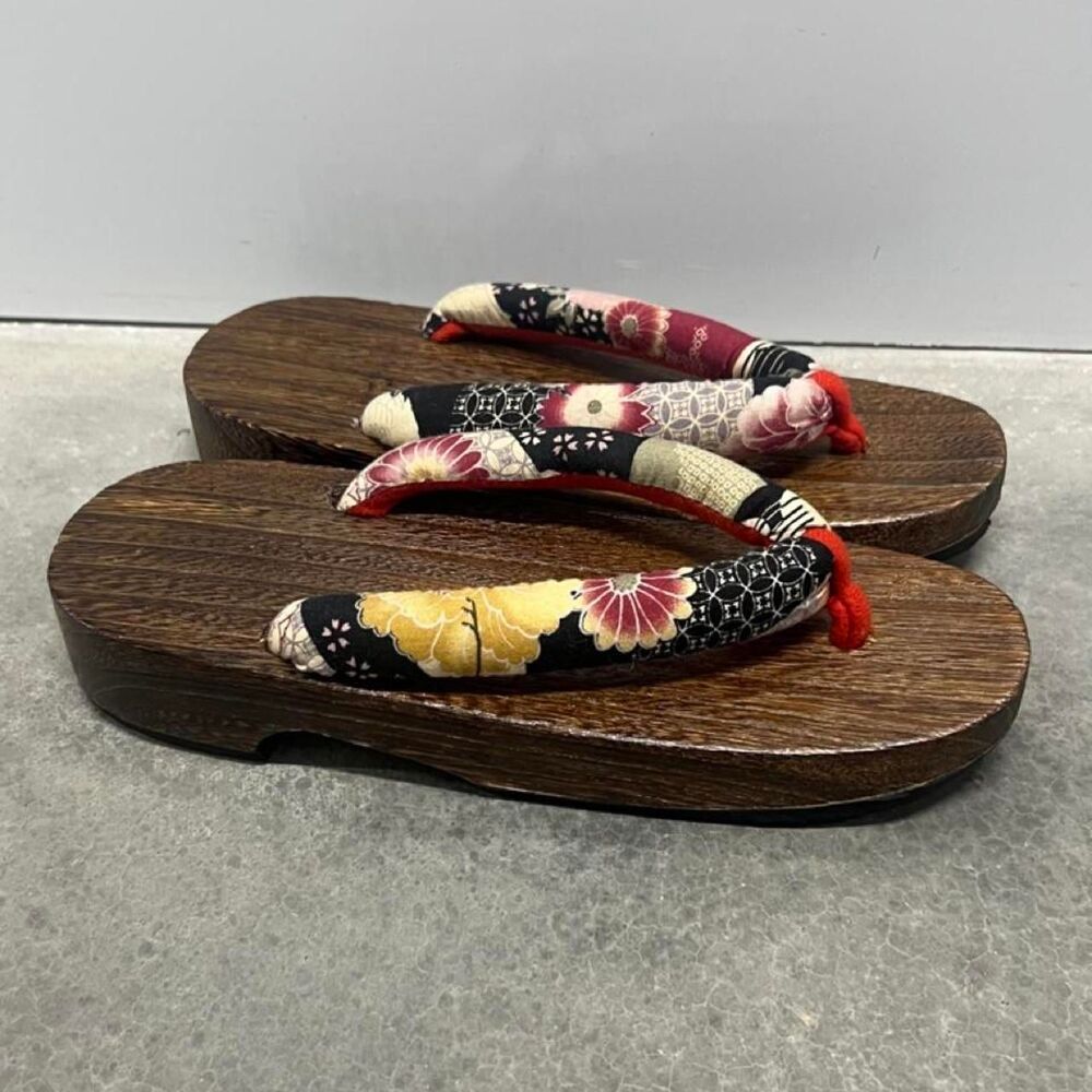 Women's multi Sandals